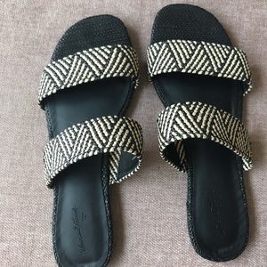 Tribal Print Sandals - Size 8